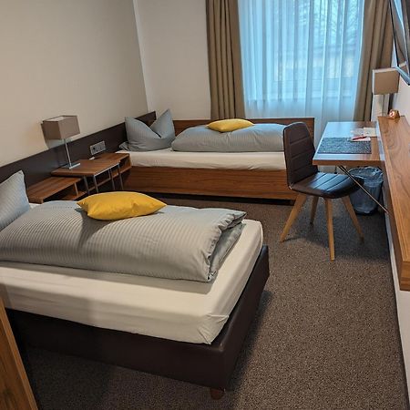 Hotel Drei Lilien 福恩施特劳斯 外观 照片