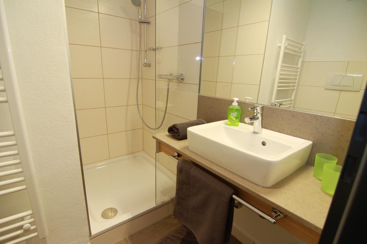 Hotel Drei Lilien 福恩施特劳斯 外观 照片