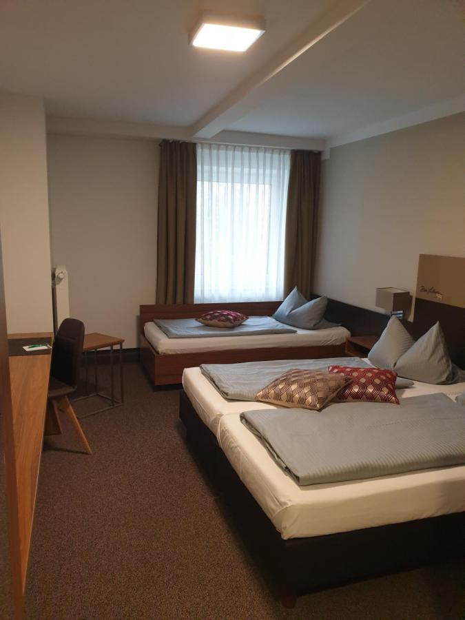 Hotel Drei Lilien 福恩施特劳斯 外观 照片