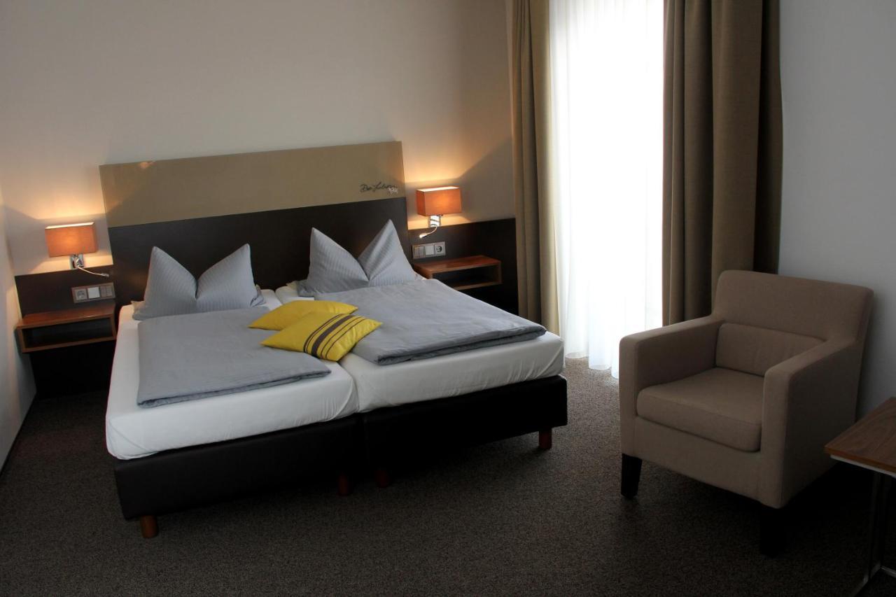 Hotel Drei Lilien 福恩施特劳斯 外观 照片